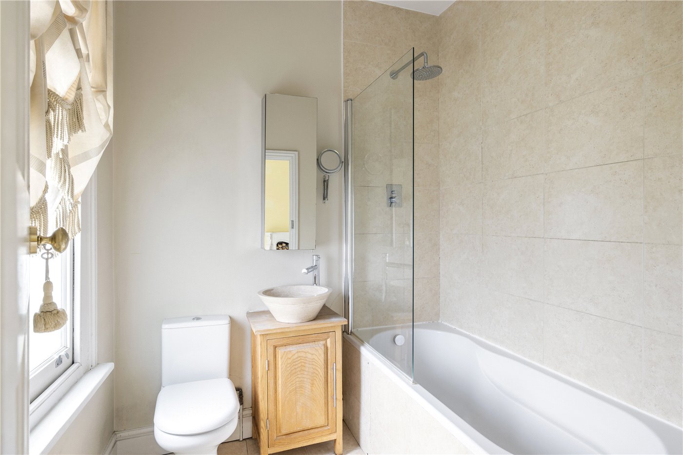En-Suite Bathroom